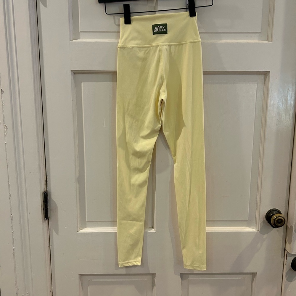 Daily Drills xsmall Yellow Leggings